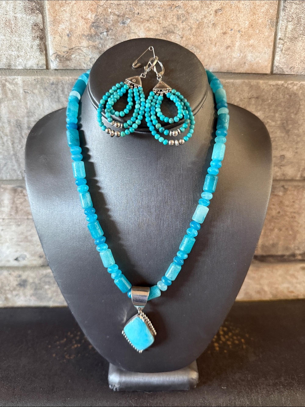 Simulated Turquoise Bead Necklace and Hoop Earrings Set